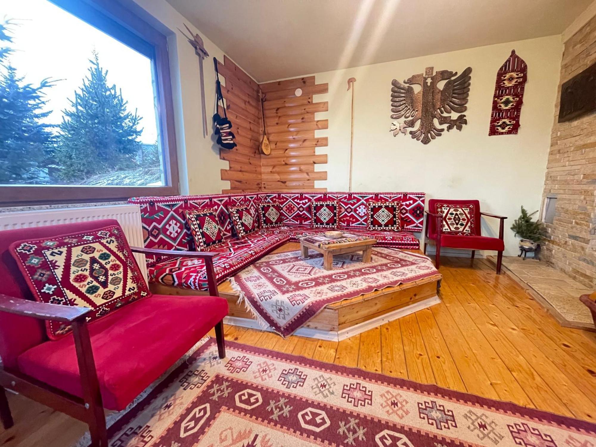 Villa 80 Kodra E Diellit Tetovo Exteriér fotografie